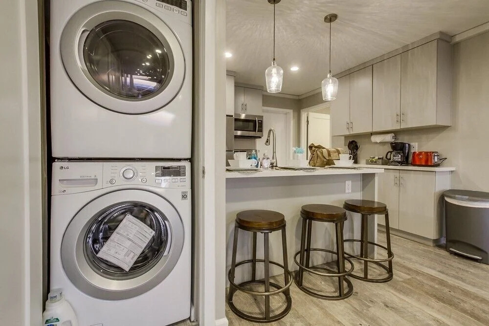 Beachside Getaway I 2 Bedrooms 2 Bathrooms Condo