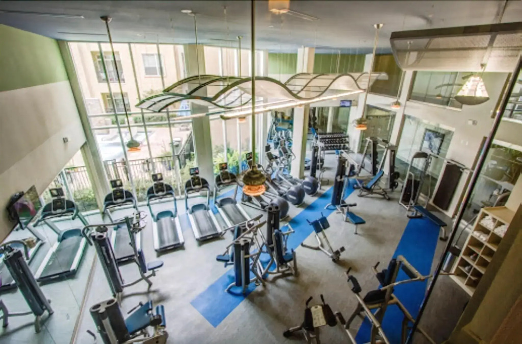 Luxury Living at City Center Houston