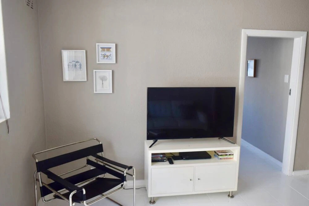 2 Bedroom in Sea Point With Huge Balcony