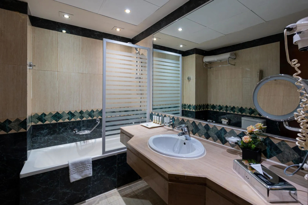Triumph Plaza Hotel