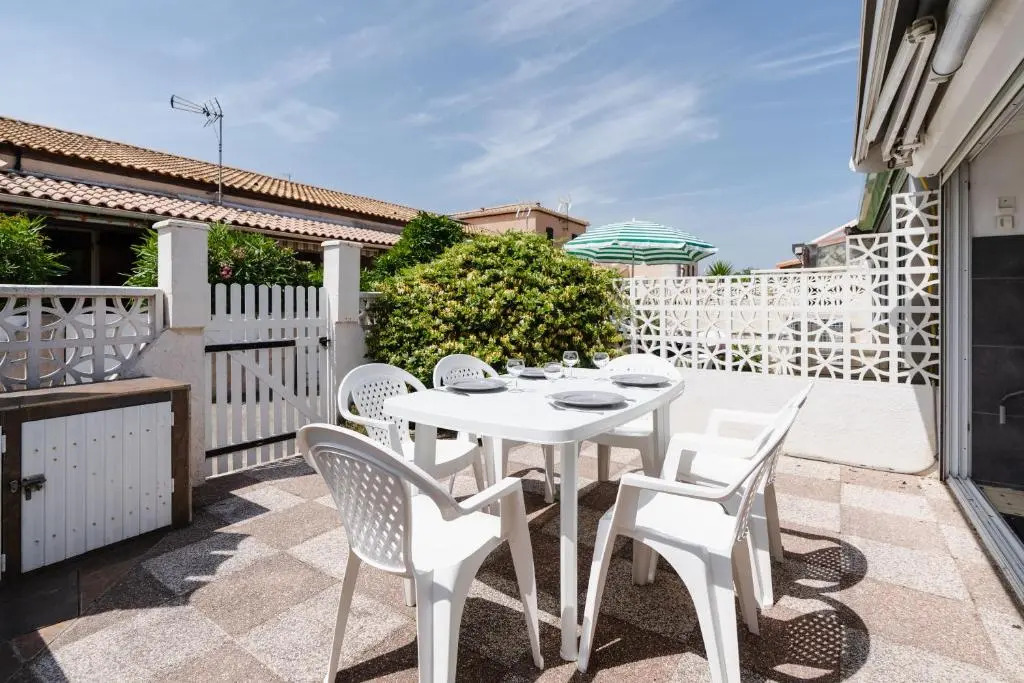 RB43-3 Pavillon climatisé pour 5 personnes GRUISSAN AYGUADES