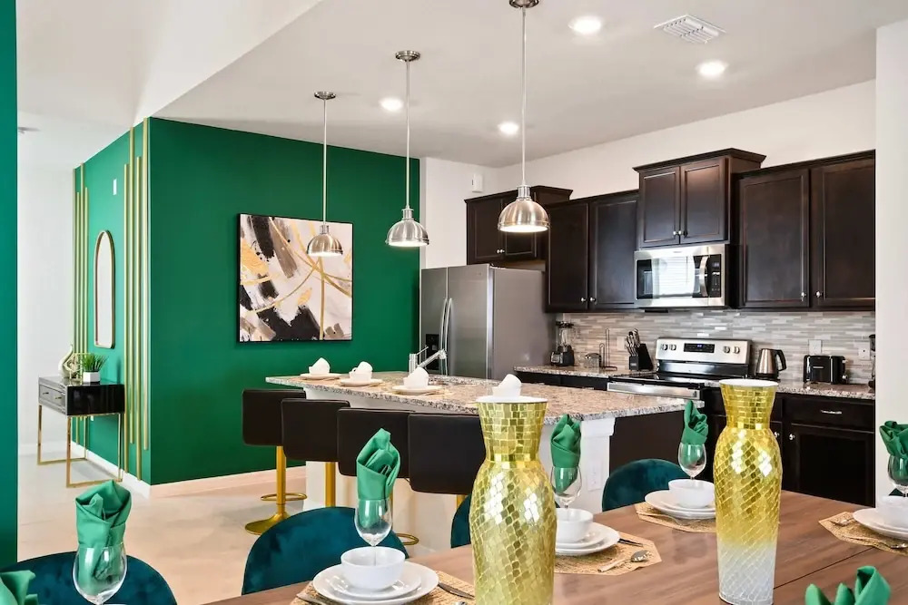 Spacious Family Getaway at Windsor Island Resort