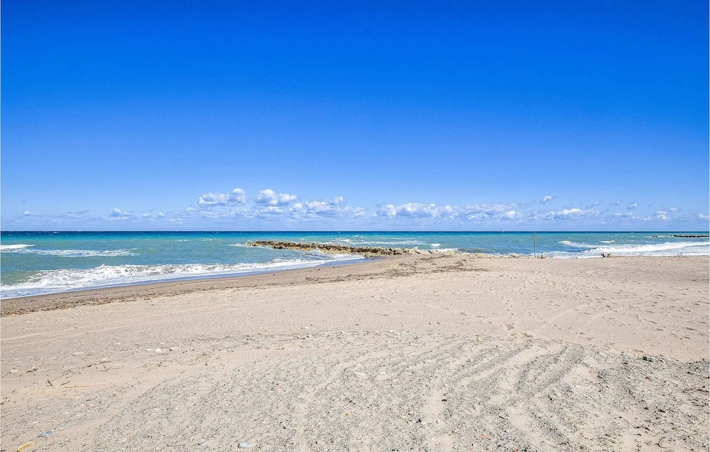 Awesome Apartment in Cariati With 1 Bedrooms and Wifi