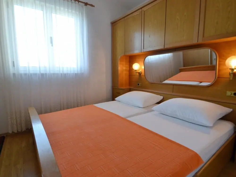 Mira Makarska in Makarska
