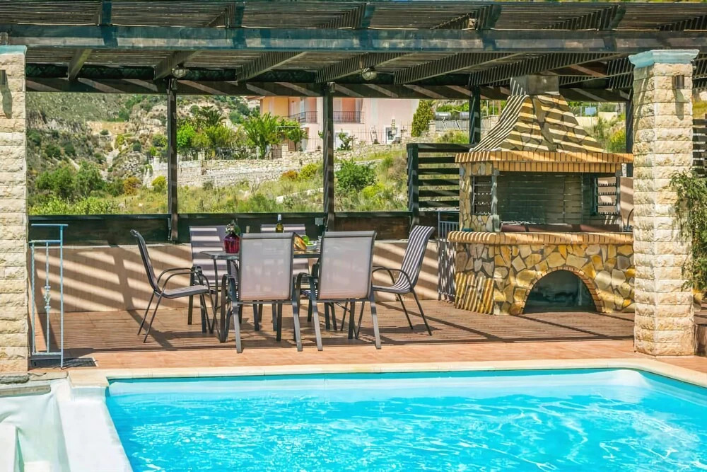 Villa Erato - Private Pool Villa