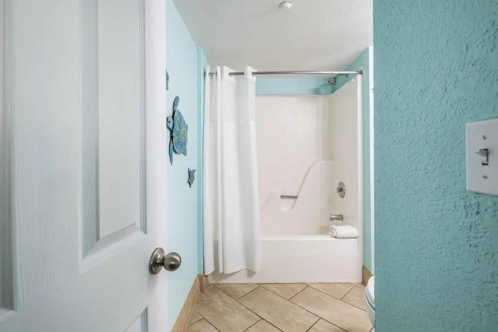 Tortuga Suite 301