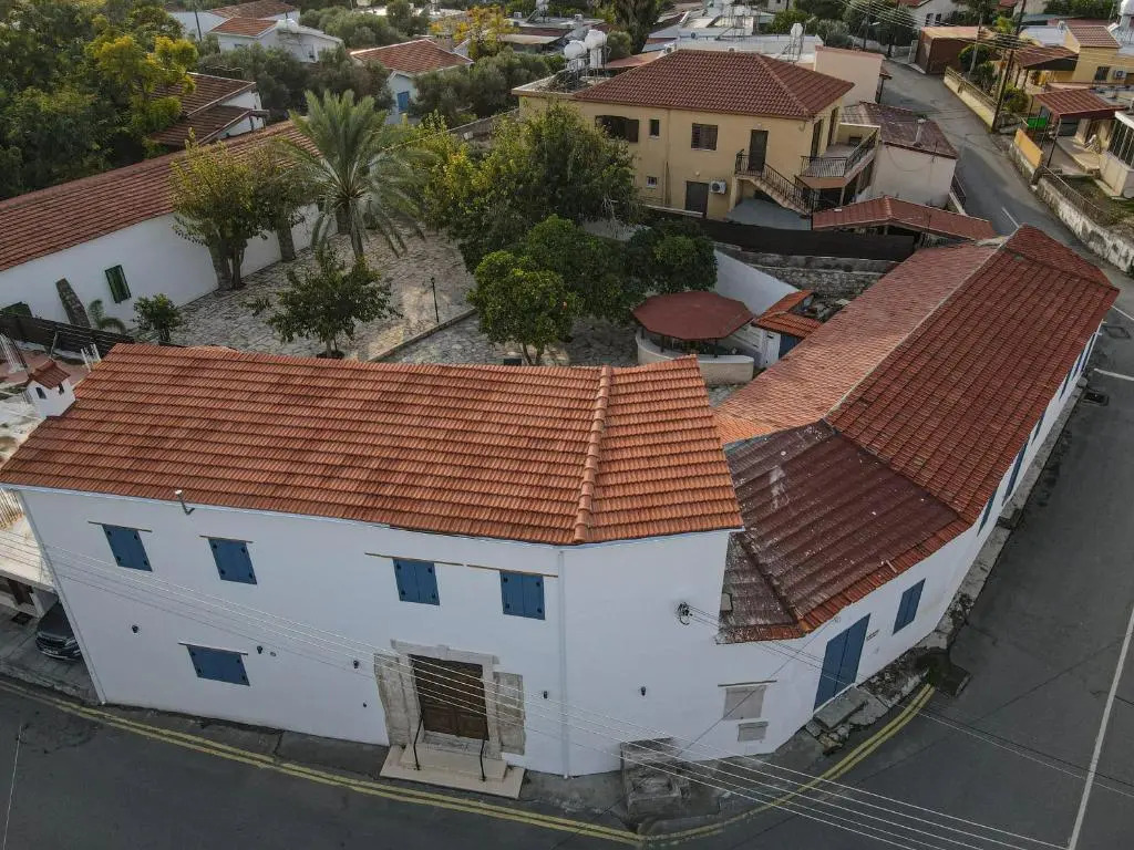 The Courtyard Episkopi Guest Houses