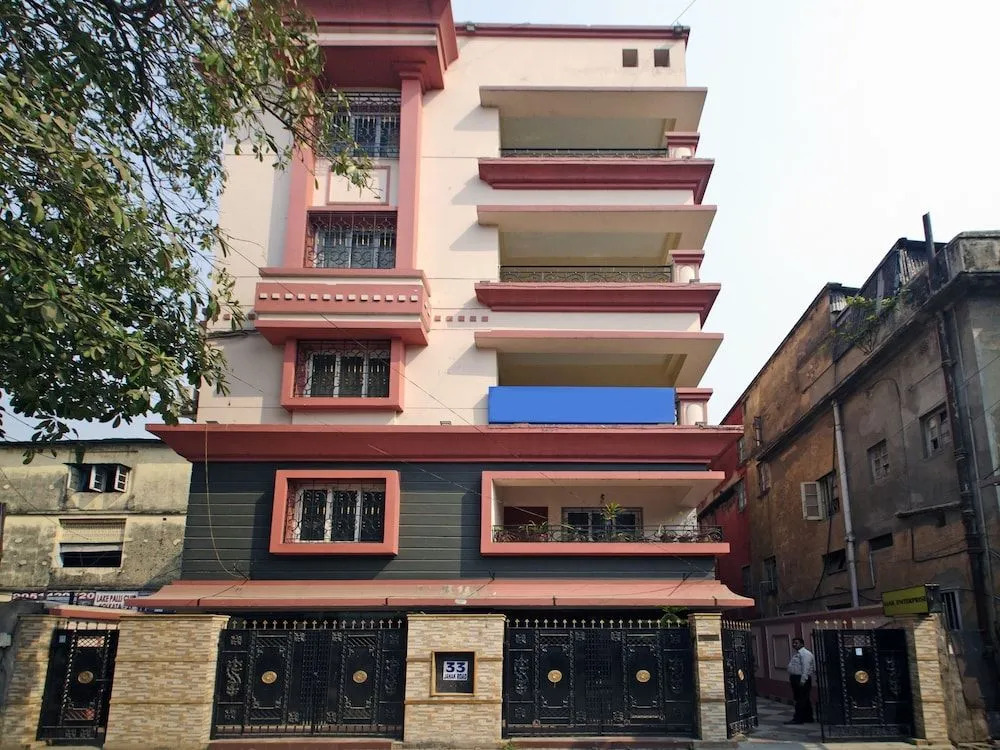 OYO 460 Hotel Ivory Residency