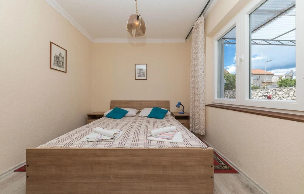 Amazing Apartment in Okrug Gornji With 2 Bedrooms, Wifi and Outdoor Swimming Pool