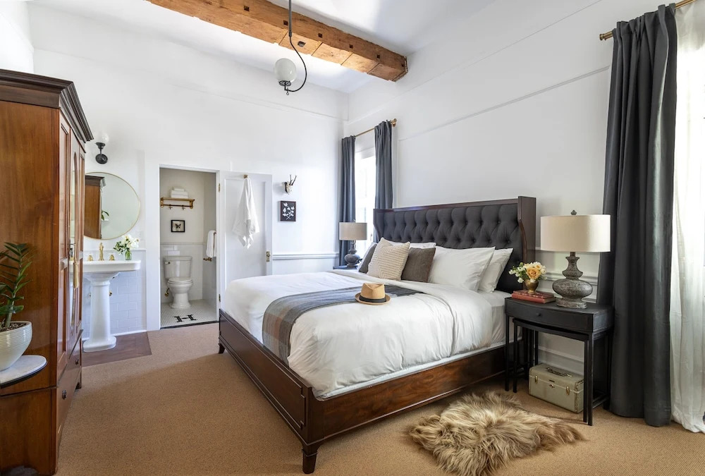 The Holbrooke Hotel