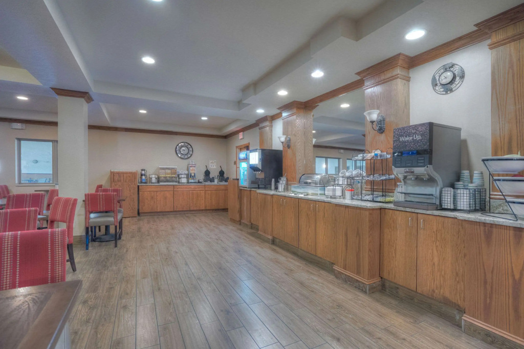 Comfort Inn & Suites