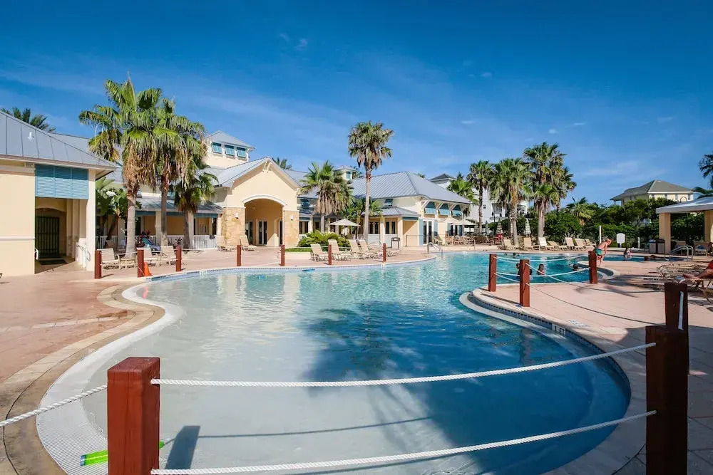 Second Floor, Dog-friendly Condo With Shared Pool, High-speed Wifi, & Central AC