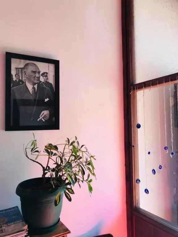 Lonca Konuk Evi