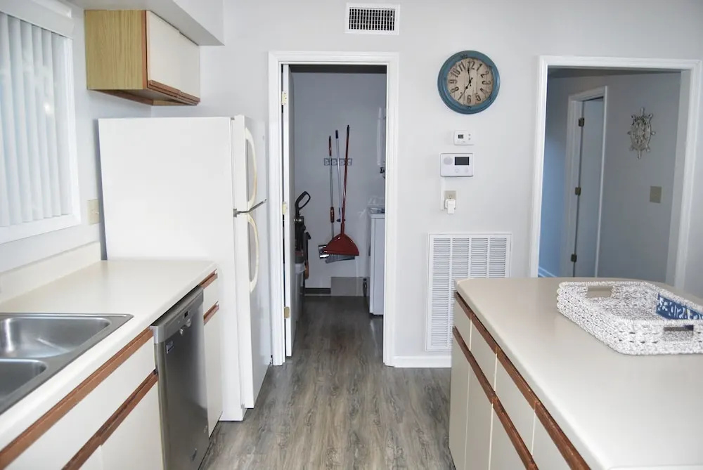 4510 Seaview Street NMB 3 Bedrooms 2 Bathrooms Home
