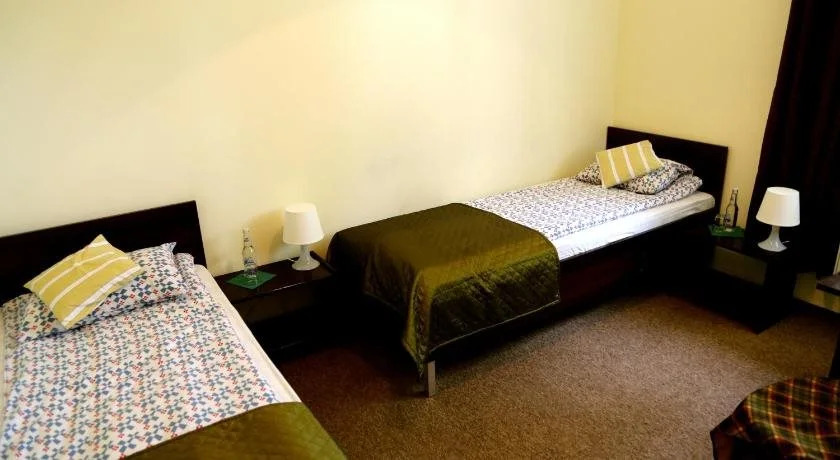 Motel Silver