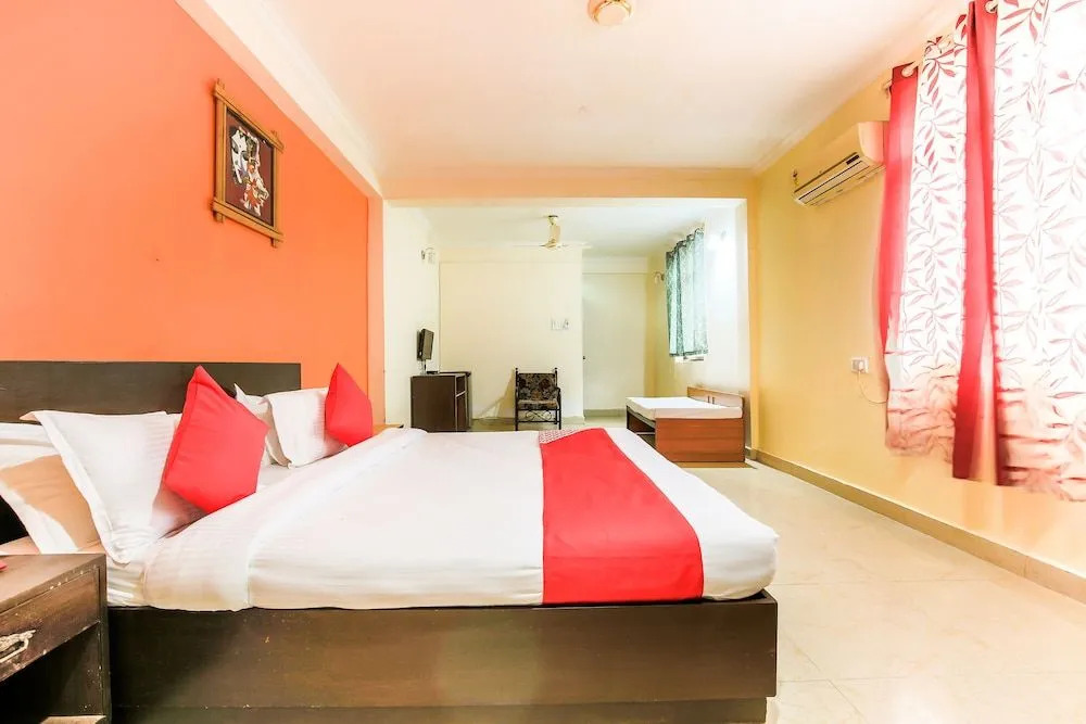 OYO 22263 Sri Sai Guest House