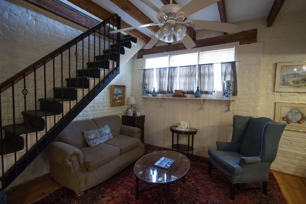 Savannah Bed & Breakfast Inn