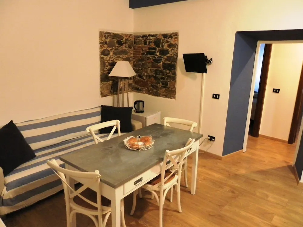 About Italy Holiday Rooms and Apartments