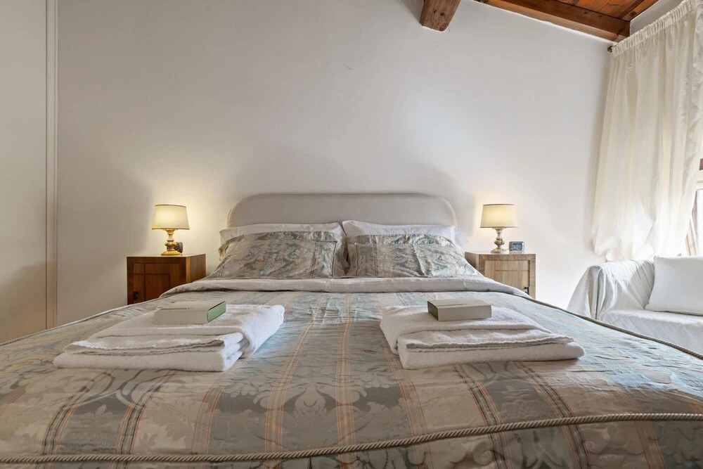 Classy 1 Bedroom in the Heart of Verona