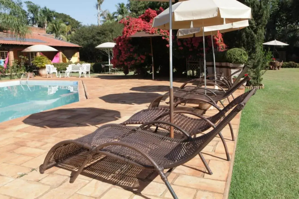 Hotel Pousada Chalé das Flores