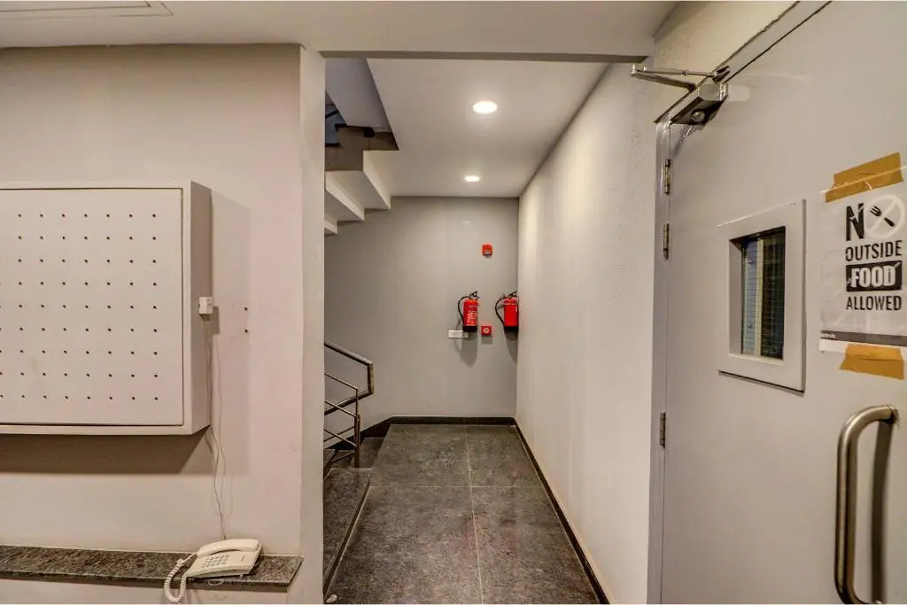 FabHotel Kirti Nagar
