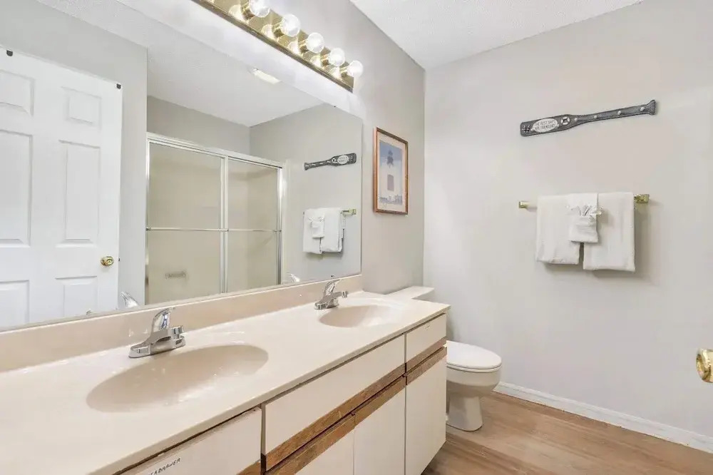 All Fore the Best - Onsite Amenities