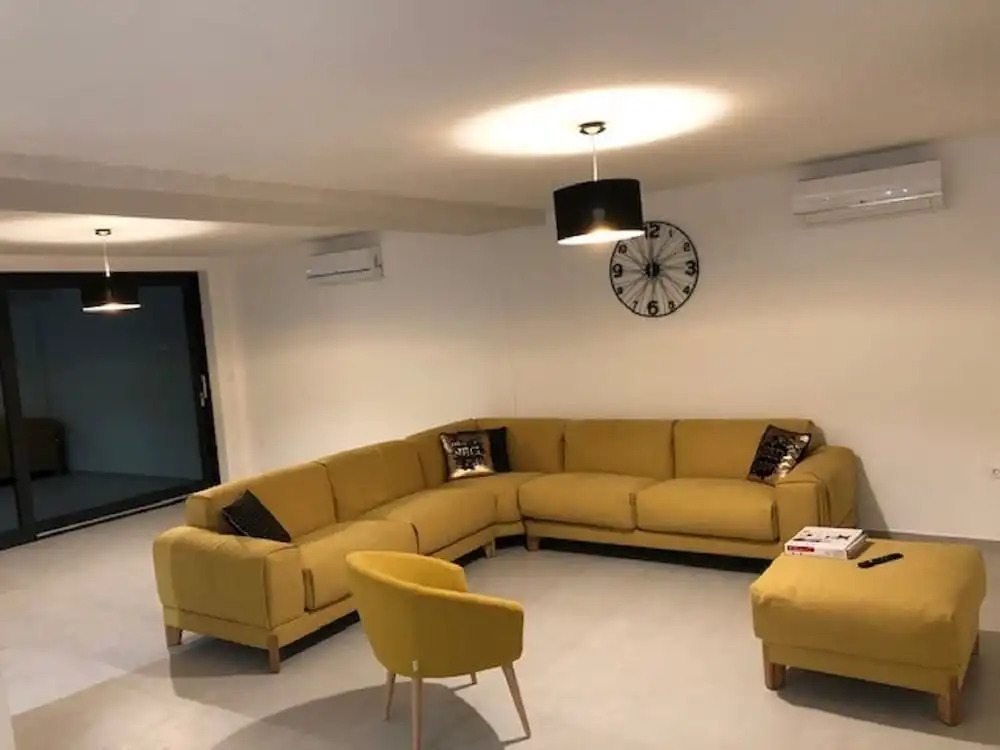 Pleasing Apartment in Crikvenica With Private Pool