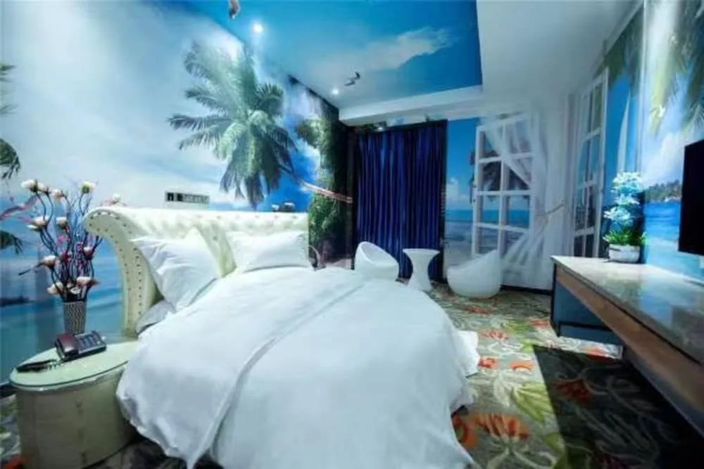 Junfu Hotel (Guangzhou Nanpu Metro Station)
