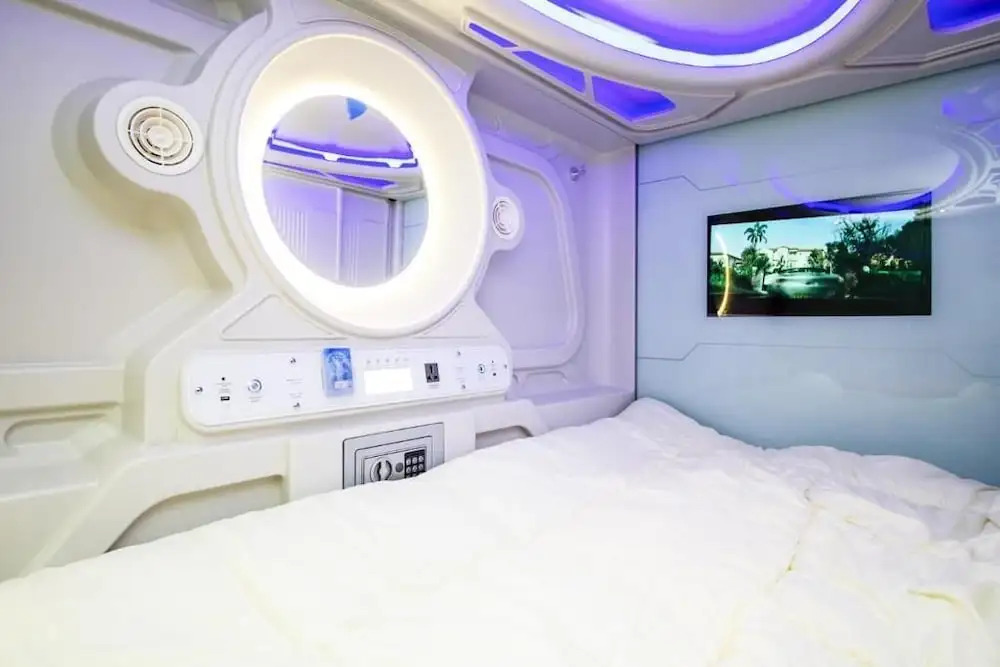 Capsule Hostel