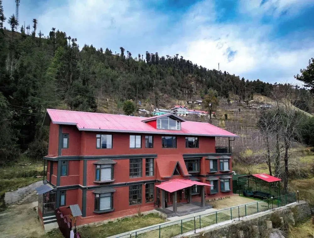 Goroomgo The Himalayan Shire Fagu, Shimla