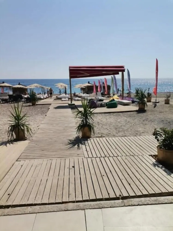 Kiris Garden Hotel