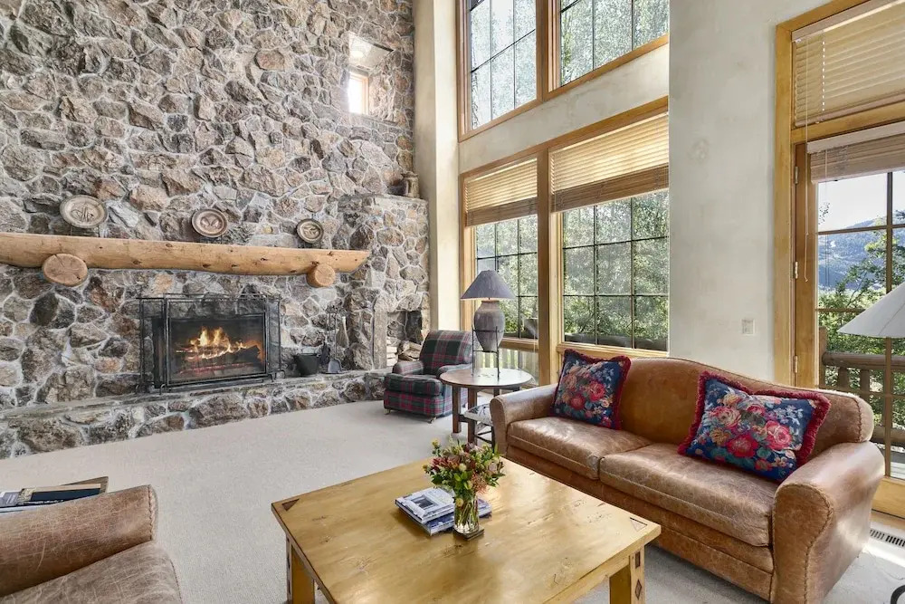 Thistle Drive Home at Deer Valley Resort - 4 Bedroom Home #3020 4 Condo