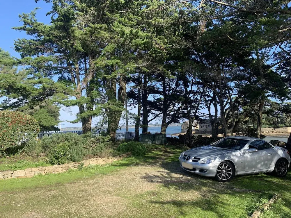 Holiday Home in Morbihan with Sea Views