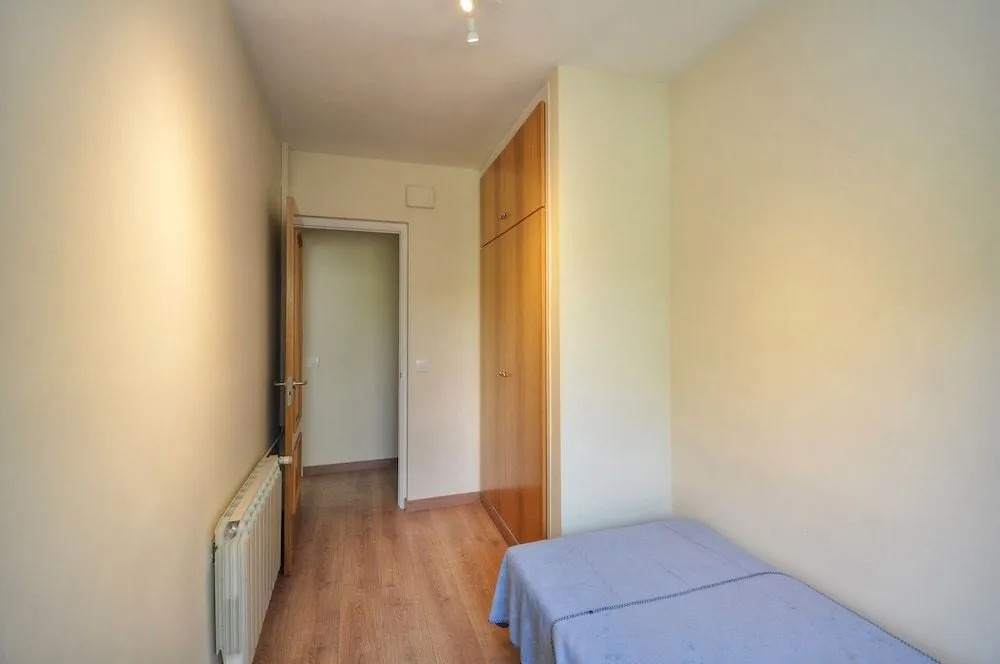 Big Apartment Caprabo