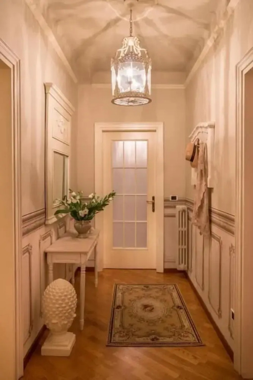Αn enchanting residence in front of the Juliet house