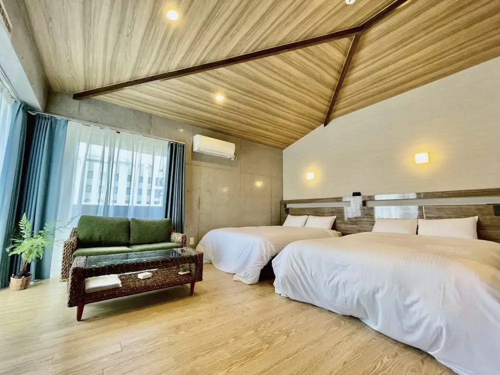 Infinity Hotel NahaKumoji -SEVEN Hotels and Resorts