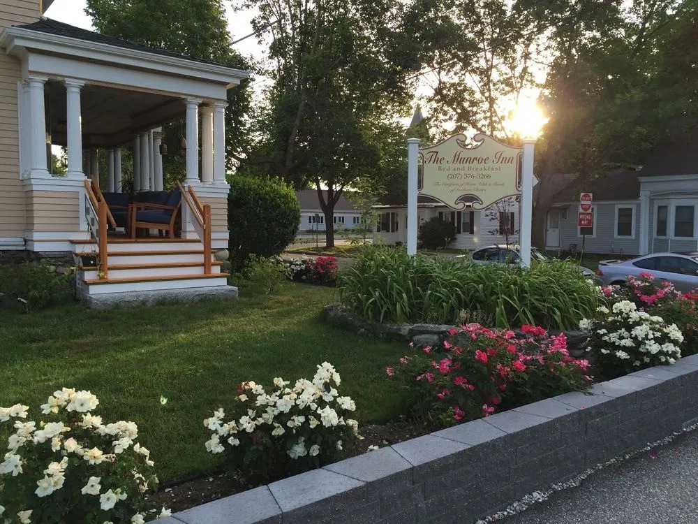 Munroe Inn Boutique Hotel