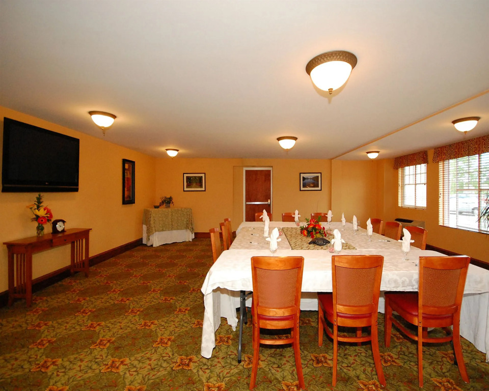 Maine Evergreen Hotel, an Ascend Collection Hotel
