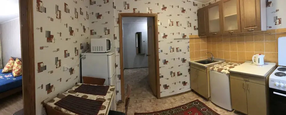 Апартаменты в центре в стиле 80-х