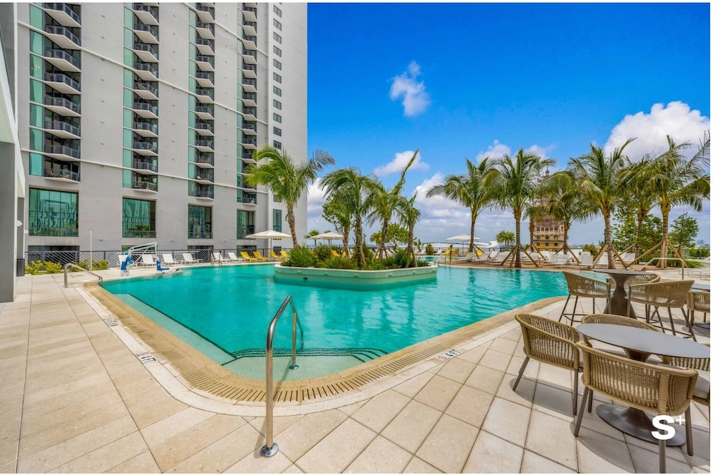 1-BD Condo in Downtown Miami - Gym
