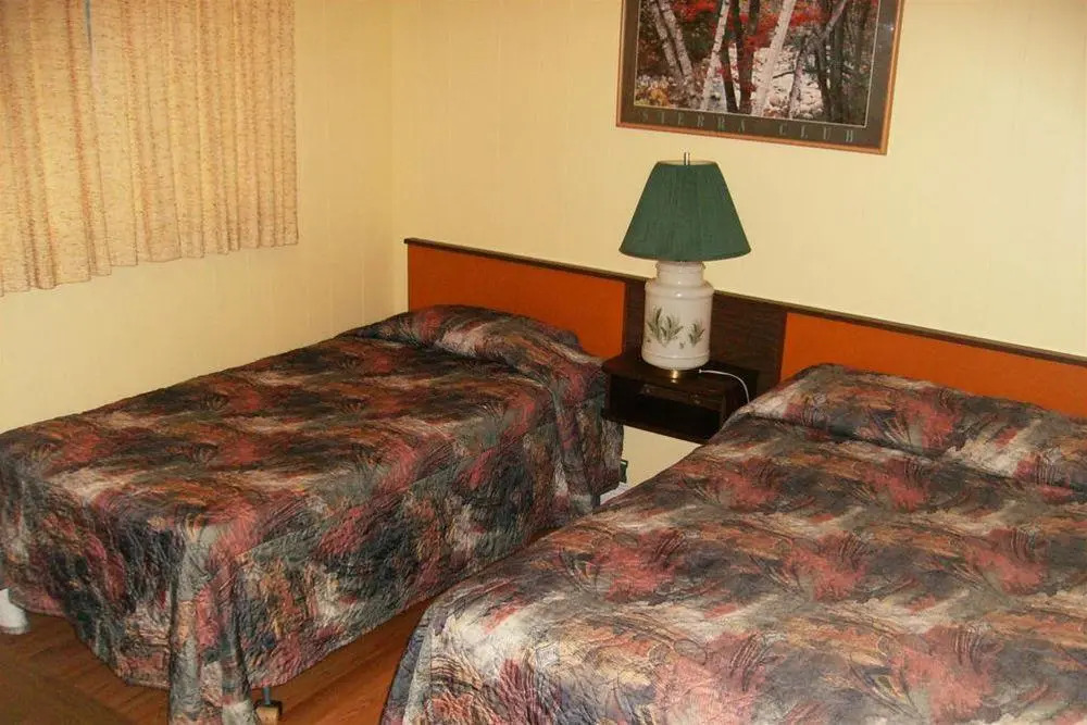 River Heights Motel