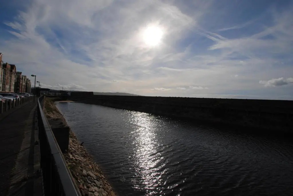 No.5 Ayr Beach - Coorie Doon