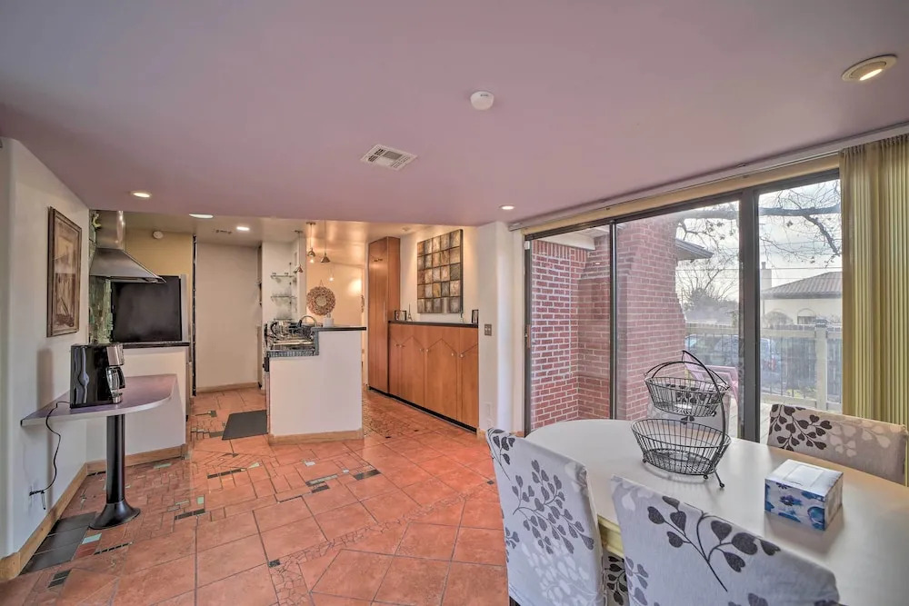Tulsa Rental Home - Walk to Philbrook Museum
