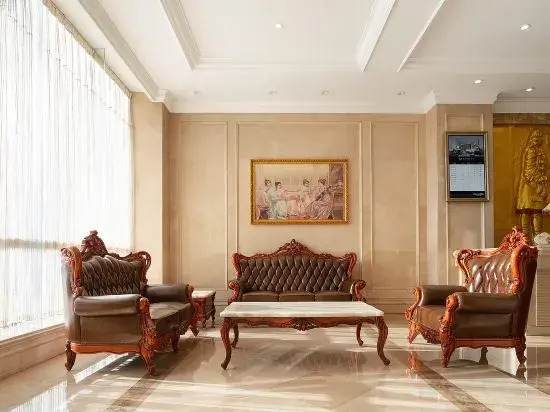 Vienna International Hotel (Changsha Railway College Linke University Subway Station)