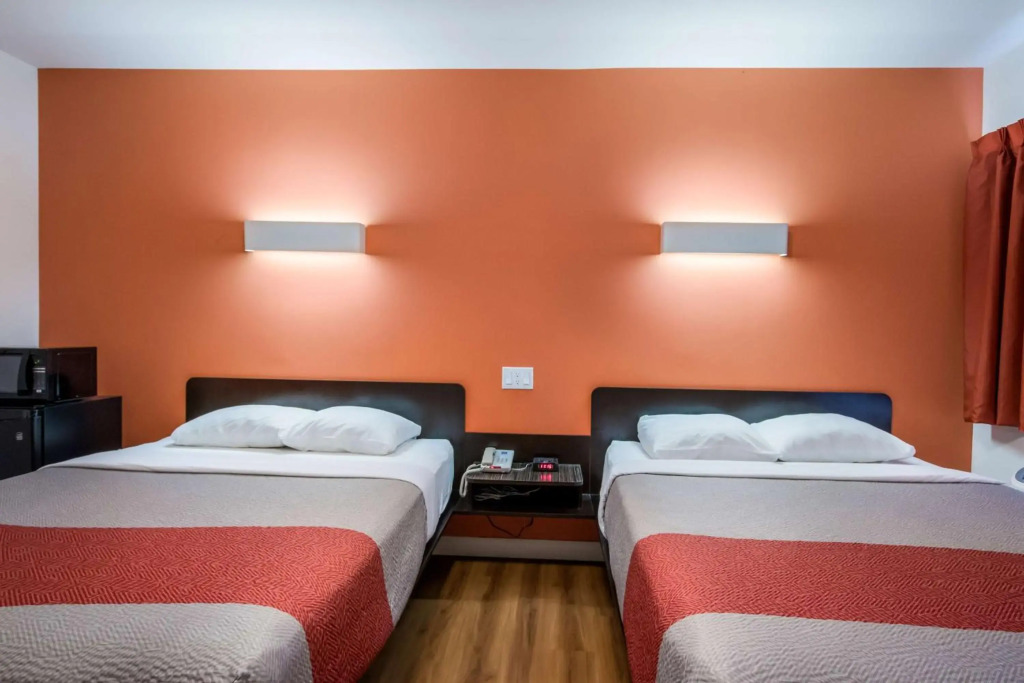 Motel 6-Sudbury, ON