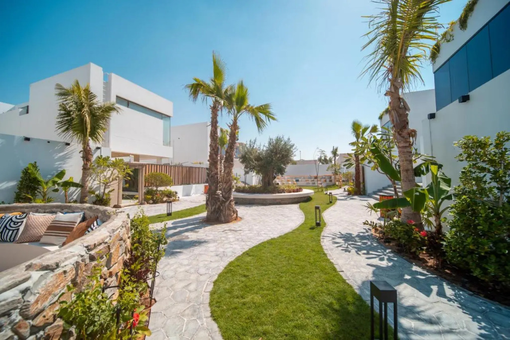 Nas House Private & Shared Villas