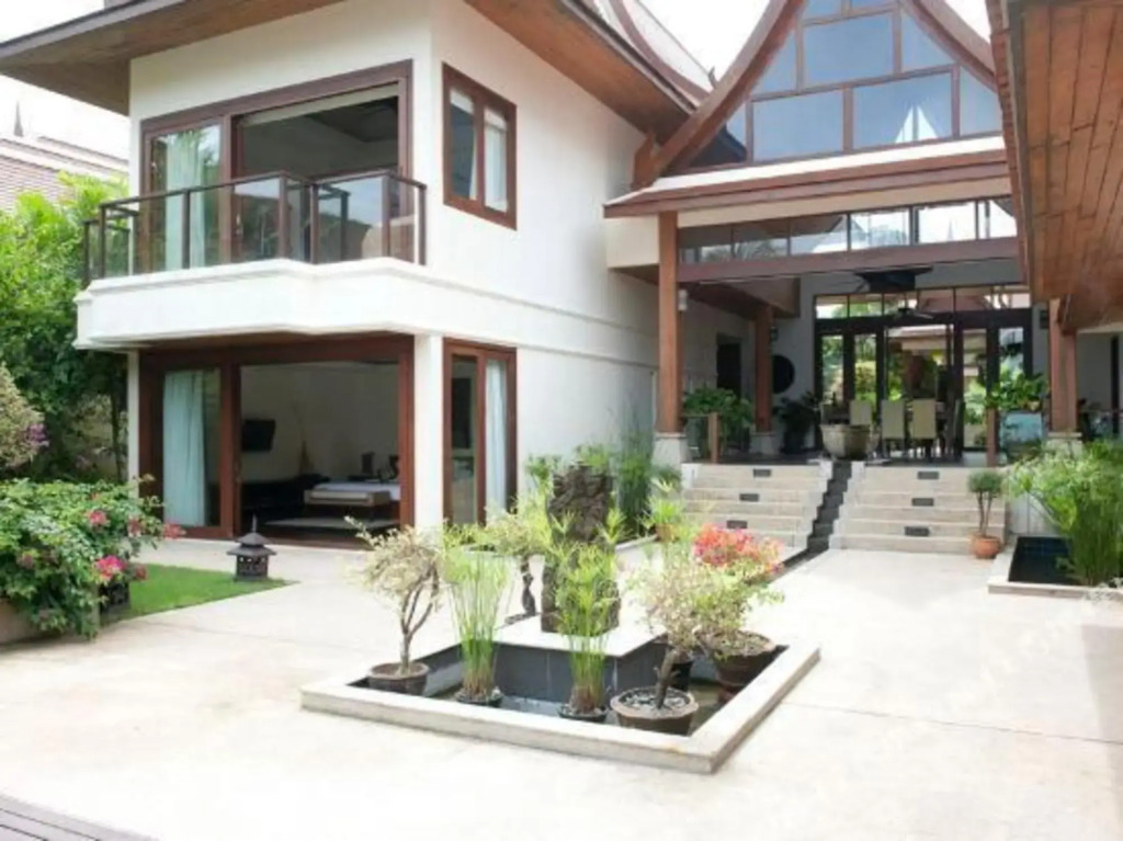 Dhevatara Cove