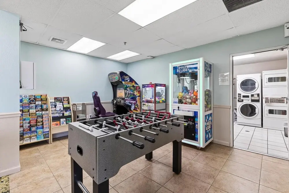 Oceania Plaza 808