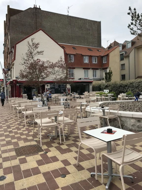 Les Arcades