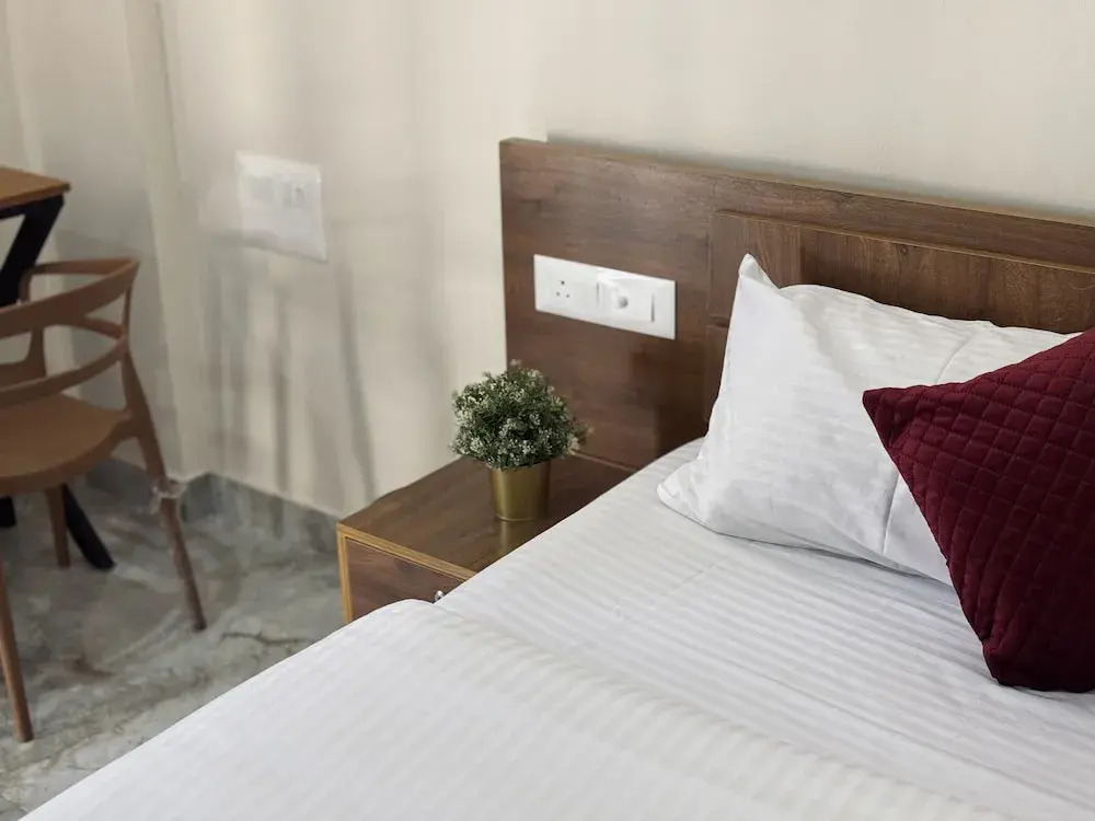 Thamarassery INN luxury and budget Rooms